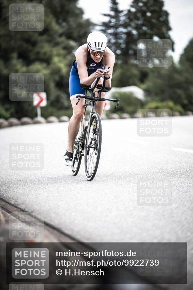 21.06.2026 - 29. Vierlanden-Triathlon H.Heesch http://msf.ph/oto/9922739 21.06.2026 12:34:40 Radfahren 1013 meine-sportfotos.de