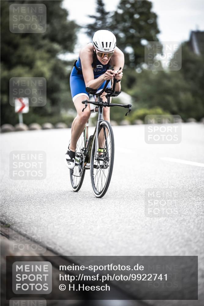 21.06.2026 - 29. Vierlanden-Triathlon H.Heesch http://msf.ph/oto/9922741 21.06.2026 12:34:40 Radfahren 1013 meine-sportfotos.de