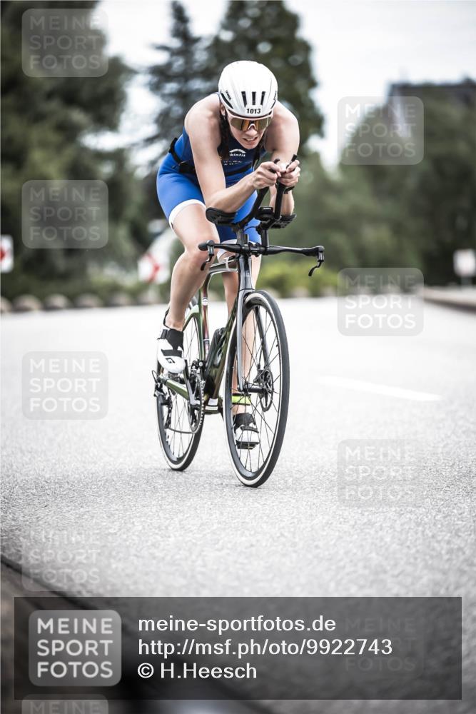 21.06.2026 - 29. Vierlanden-Triathlon H.Heesch http://msf.ph/oto/9922743 21.06.2026 12:34:40 Radfahren 1013 meine-sportfotos.de