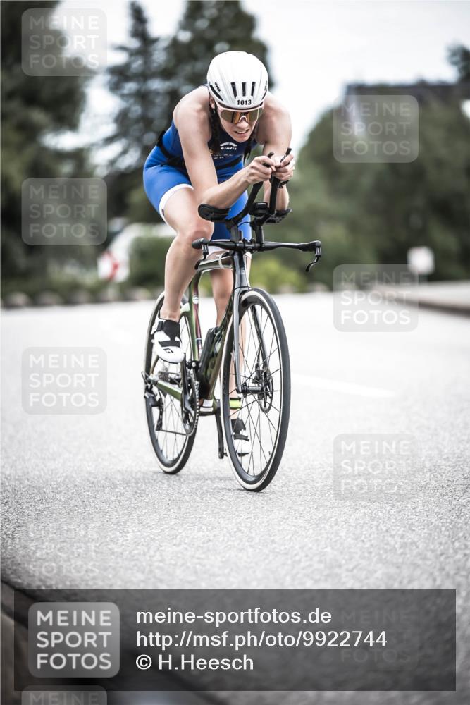 21.06.2026 - 29. Vierlanden-Triathlon H.Heesch http://msf.ph/oto/9922744 21.06.2026 12:34:40 Radfahren 1013 meine-sportfotos.de