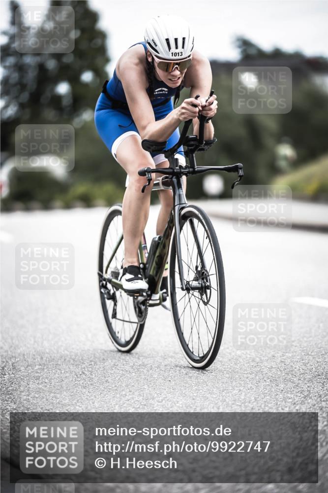21.06.2026 - 29. Vierlanden-Triathlon H.Heesch http://msf.ph/oto/9922747 21.06.2026 12:34:40 Radfahren 1013 meine-sportfotos.de