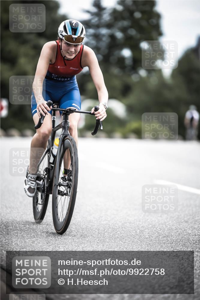 21.06.2026 - 29. Vierlanden-Triathlon H.Heesch http://msf.ph/oto/9922758 21.06.2026 12:35:07 Radfahren 9 meine-sportfotos.de