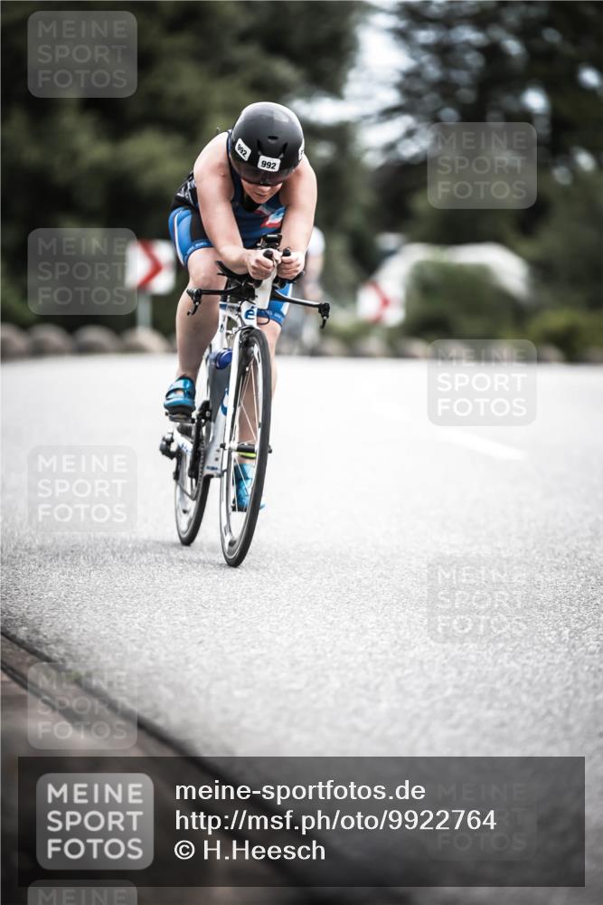 21.06.2026 - 29. Vierlanden-Triathlon H.Heesch http://msf.ph/oto/9922764 21.06.2026 12:35:11 Radfahren 992, 992 meine-sportfotos.de
