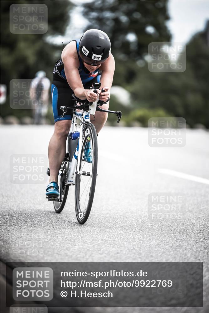 21.06.2026 - 29. Vierlanden-Triathlon H.Heesch http://msf.ph/oto/9922769 21.06.2026 12:35:11 Radfahren 992, 992 meine-sportfotos.de