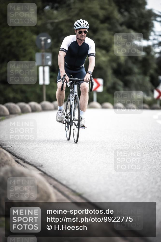 21.06.2026 - 29. Vierlanden-Triathlon H.Heesch http://msf.ph/oto/9922775 21.06.2026 12:35:16 Radfahren 11 meine-sportfotos.de