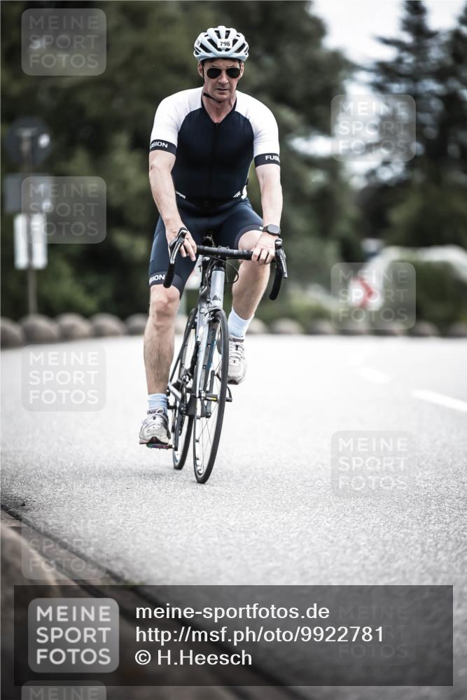 21.06.2026 - 29. Vierlanden-Triathlon H.Heesch http://msf.ph/oto/9922781 21.06.2026 12:35:17 Radfahren 11, 796 meine-sportfotos.de