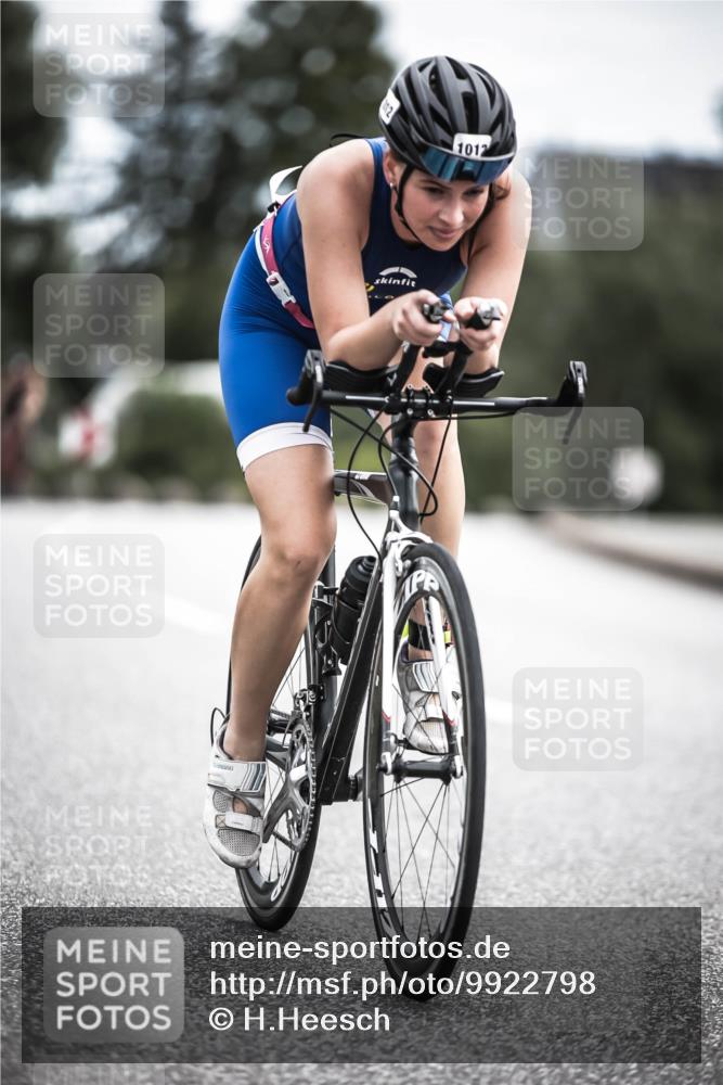 21.06.2026 - 29. Vierlanden-Triathlon H.Heesch http://msf.ph/oto/9922798 21.06.2026 12:35:40 Radfahren 1012 meine-sportfotos.de