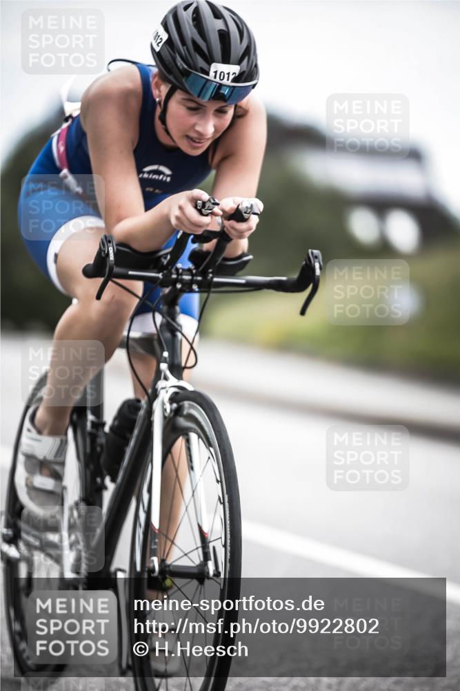 21.06.2026 - 29. Vierlanden-Triathlon H.Heesch http://msf.ph/oto/9922802 21.06.2026 12:35:41 Radfahren 12, 1012 meine-sportfotos.de