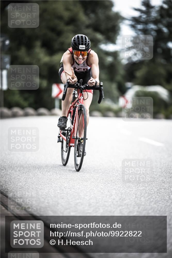 21.06.2026 - 29. Vierlanden-Triathlon H.Heesch http://msf.ph/oto/9922822 21.06.2026 12:35:45 Radfahren 1004 meine-sportfotos.de