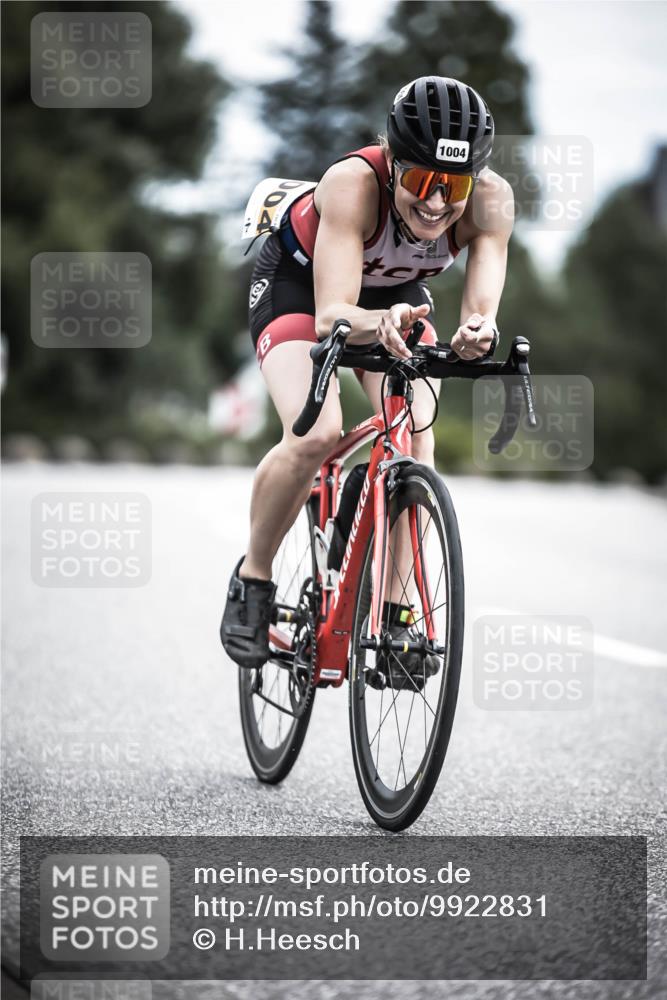 21.06.2026 - 29. Vierlanden-Triathlon H.Heesch http://msf.ph/oto/9922831 21.06.2026 12:35:46 Radfahren 1004 meine-sportfotos.de