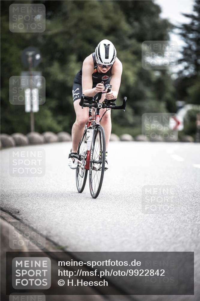21.06.2026 - 29. Vierlanden-Triathlon H.Heesch http://msf.ph/oto/9922842 21.06.2026 12:36:11 Radfahren 1016 meine-sportfotos.de