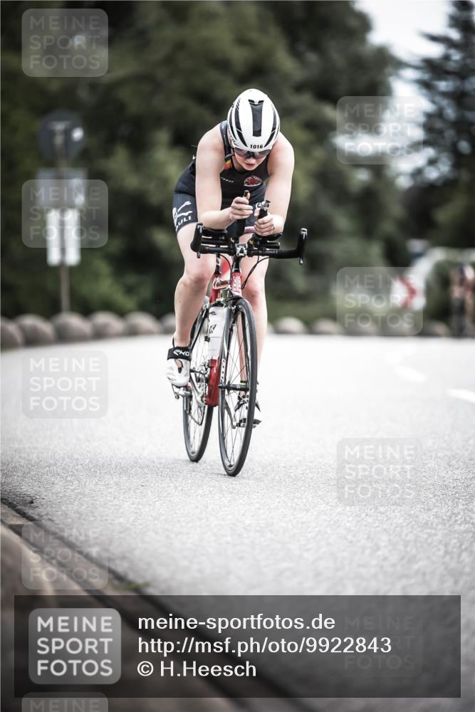 21.06.2026 - 29. Vierlanden-Triathlon H.Heesch http://msf.ph/oto/9922843 21.06.2026 12:36:12 Radfahren 11, 1016 meine-sportfotos.de
