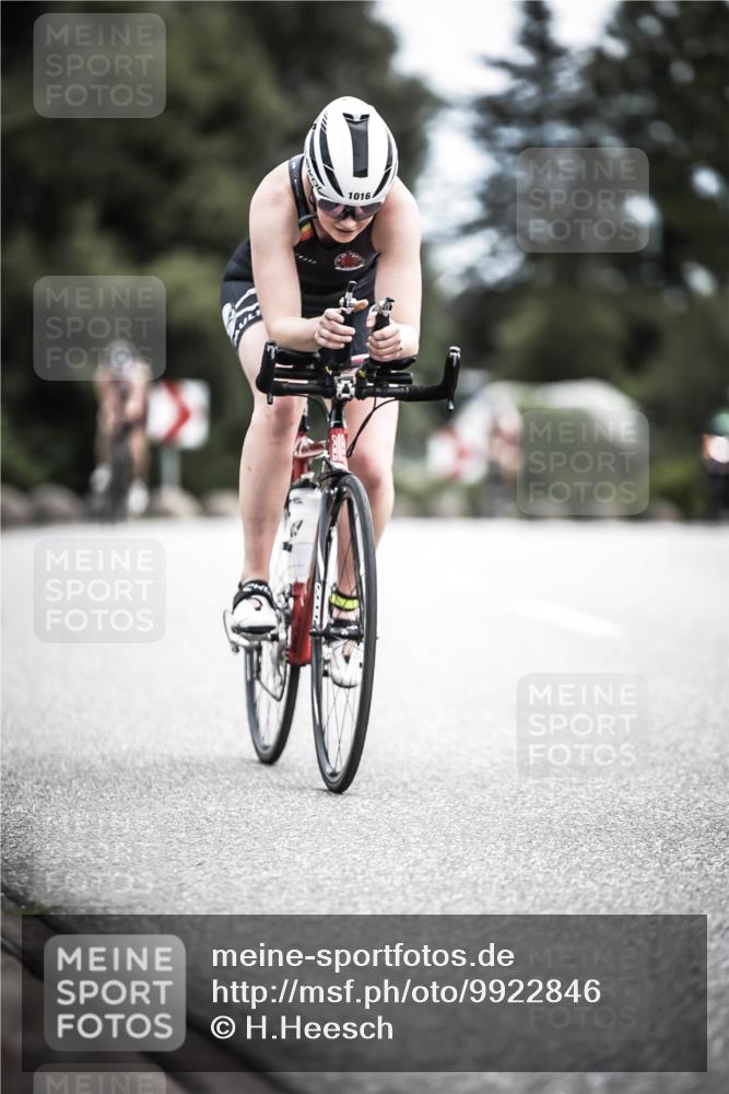 21.06.2026 - 29. Vierlanden-Triathlon H.Heesch http://msf.ph/oto/9922846 21.06.2026 12:36:12 Radfahren 1016 meine-sportfotos.de