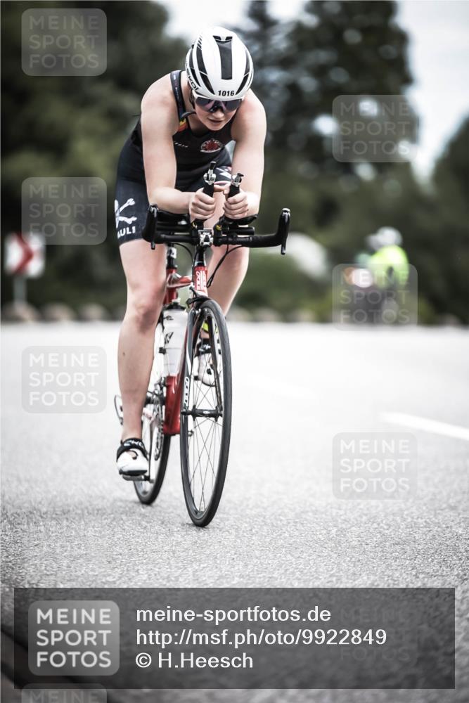 21.06.2026 - 29. Vierlanden-Triathlon H.Heesch http://msf.ph/oto/9922849 21.06.2026 12:36:12 Radfahren 1016 meine-sportfotos.de