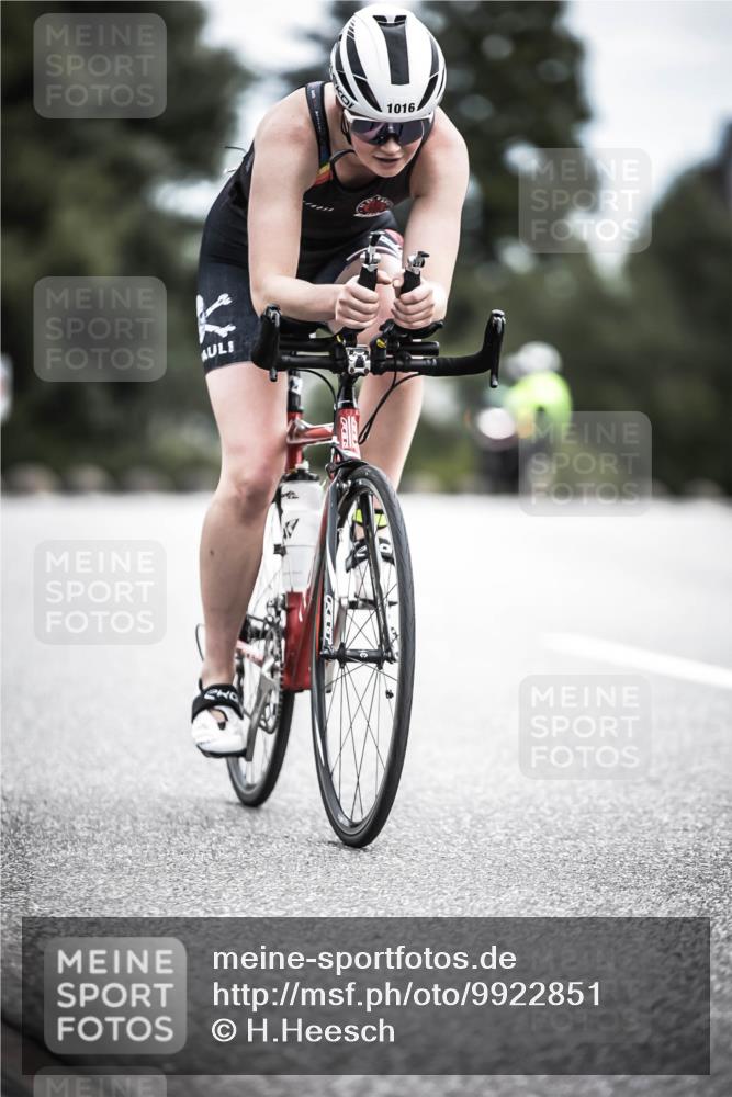21.06.2026 - 29. Vierlanden-Triathlon H.Heesch http://msf.ph/oto/9922851 21.06.2026 12:36:12 Radfahren 1016 meine-sportfotos.de