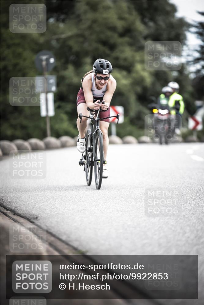21.06.2026 - 29. Vierlanden-Triathlon H.Heesch http://msf.ph/oto/9922853 21.06.2026 12:36:15 Radfahren 1020 meine-sportfotos.de