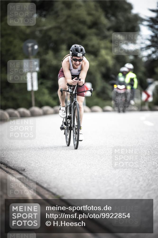 21.06.2026 - 29. Vierlanden-Triathlon H.Heesch http://msf.ph/oto/9922854 21.06.2026 12:36:15 Radfahren 1020 meine-sportfotos.de