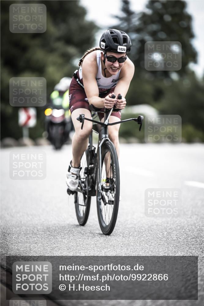 21.06.2026 - 29. Vierlanden-Triathlon H.Heesch http://msf.ph/oto/9922866 21.06.2026 12:36:15 Radfahren 1020, 1020 meine-sportfotos.de