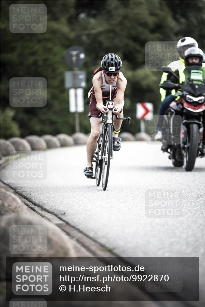 21.06.2026 - 29. Vierlanden-Triathlon H.Heesch http://msf.ph/oto/9922870 21.06.2026 12:36:17 Radfahren 1021 meine-sportfotos.de
