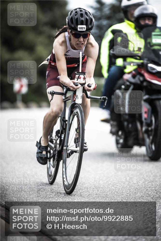 21.06.2026 - 29. Vierlanden-Triathlon H.Heesch http://msf.ph/oto/9922885 21.06.2026 12:36:18 Radfahren 1021 meine-sportfotos.de
