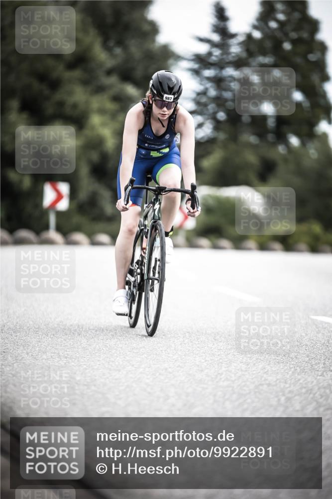 21.06.2026 - 29. Vierlanden-Triathlon H.Heesch http://msf.ph/oto/9922891 21.06.2026 12:36:43 Radfahren 987 meine-sportfotos.de