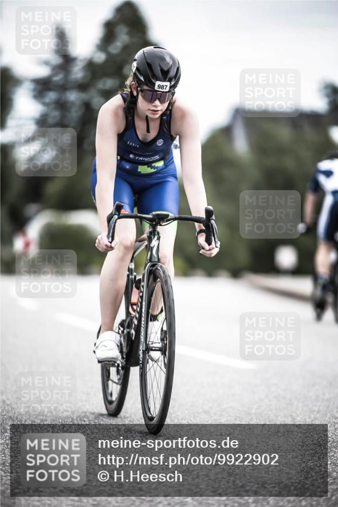 21.06.2026 - 29. Vierlanden-Triathlon H.Heesch http://msf.ph/oto/9922902 21.06.2026 12:36:44 Radfahren 987 meine-sportfotos.de