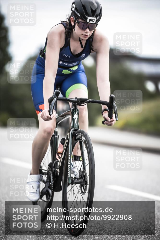21.06.2026 - 29. Vierlanden-Triathlon H.Heesch http://msf.ph/oto/9922908 21.06.2026 12:36:44 Radfahren 987 meine-sportfotos.de