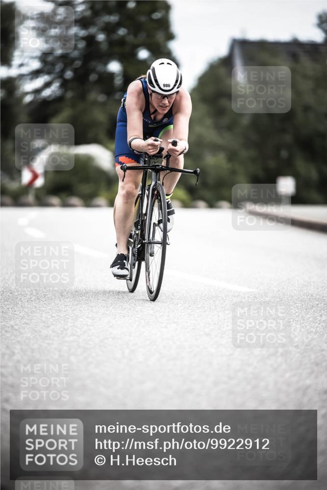 21.06.2026 - 29. Vierlanden-Triathlon H.Heesch http://msf.ph/oto/9922912 21.06.2026 12:37:09 Radfahren 986 meine-sportfotos.de
