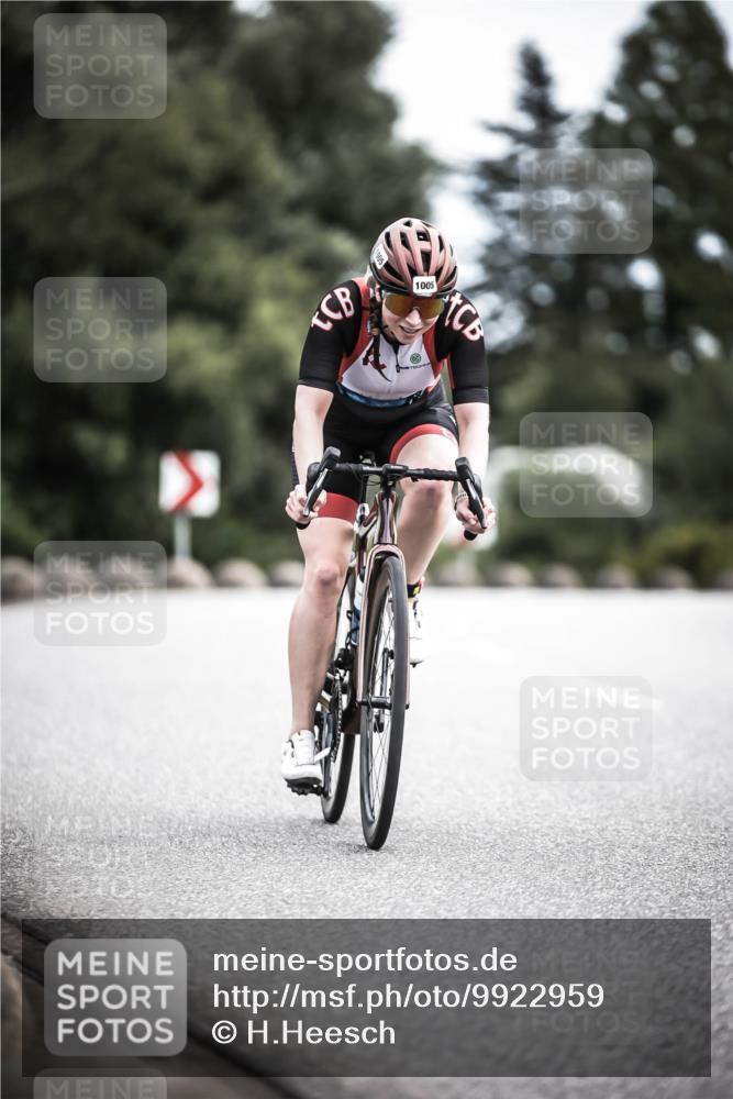 21.06.2026 - 29. Vierlanden-Triathlon H.Heesch http://msf.ph/oto/9922959 21.06.2026 12:39:20 Radfahren 1005 meine-sportfotos.de