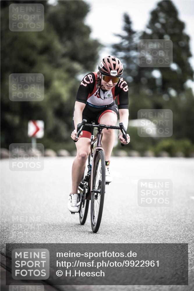 21.06.2026 - 29. Vierlanden-Triathlon H.Heesch http://msf.ph/oto/9922961 21.06.2026 12:39:20 Radfahren 1005 meine-sportfotos.de