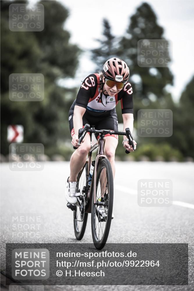 21.06.2026 - 29. Vierlanden-Triathlon H.Heesch http://msf.ph/oto/9922964 21.06.2026 12:39:20 Radfahren 1005, 1005 meine-sportfotos.de
