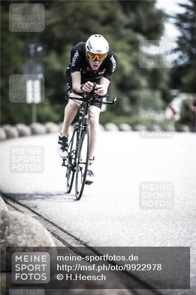 21.06.2026 - 29. Vierlanden-Triathlon H.Heesch http://msf.ph/oto/9922978 21.06.2026 13:02:03 Radfahren 1022 meine-sportfotos.de