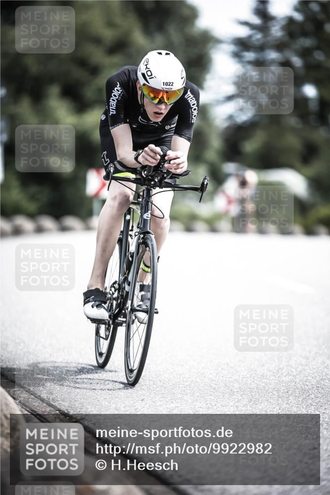 21.06.2026 - 29. Vierlanden-Triathlon H.Heesch http://msf.ph/oto/9922982 21.06.2026 13:02:04 Radfahren 1022 meine-sportfotos.de