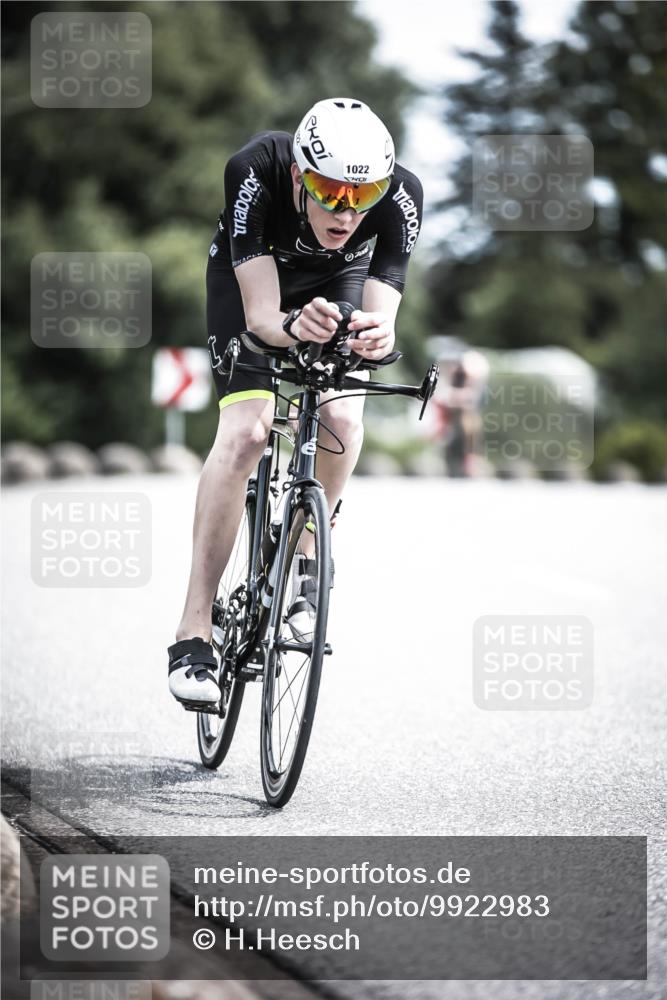 21.06.2026 - 29. Vierlanden-Triathlon H.Heesch http://msf.ph/oto/9922983 21.06.2026 13:02:04 Radfahren 1022 meine-sportfotos.de