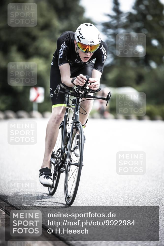 21.06.2026 - 29. Vierlanden-Triathlon H.Heesch http://msf.ph/oto/9922984 21.06.2026 13:02:04 Radfahren 100, 1022 meine-sportfotos.de
