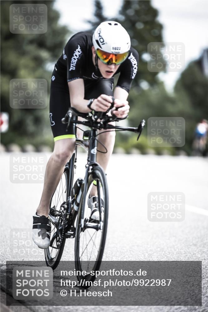 21.06.2026 - 29. Vierlanden-Triathlon H.Heesch http://msf.ph/oto/9922987 21.06.2026 13:02:04 Radfahren 1022 meine-sportfotos.de