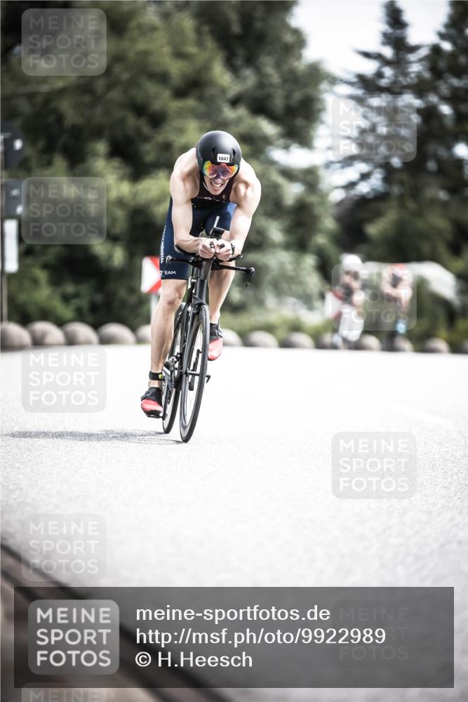 21.06.2026 - 29. Vierlanden-Triathlon H.Heesch http://msf.ph/oto/9922989 21.06.2026 13:02:07 Radfahren 1047 meine-sportfotos.de
