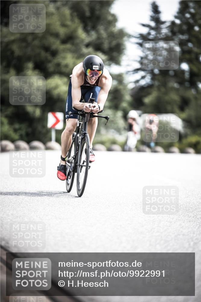 21.06.2026 - 29. Vierlanden-Triathlon H.Heesch http://msf.ph/oto/9922991 21.06.2026 13:02:07 Radfahren 1047 meine-sportfotos.de