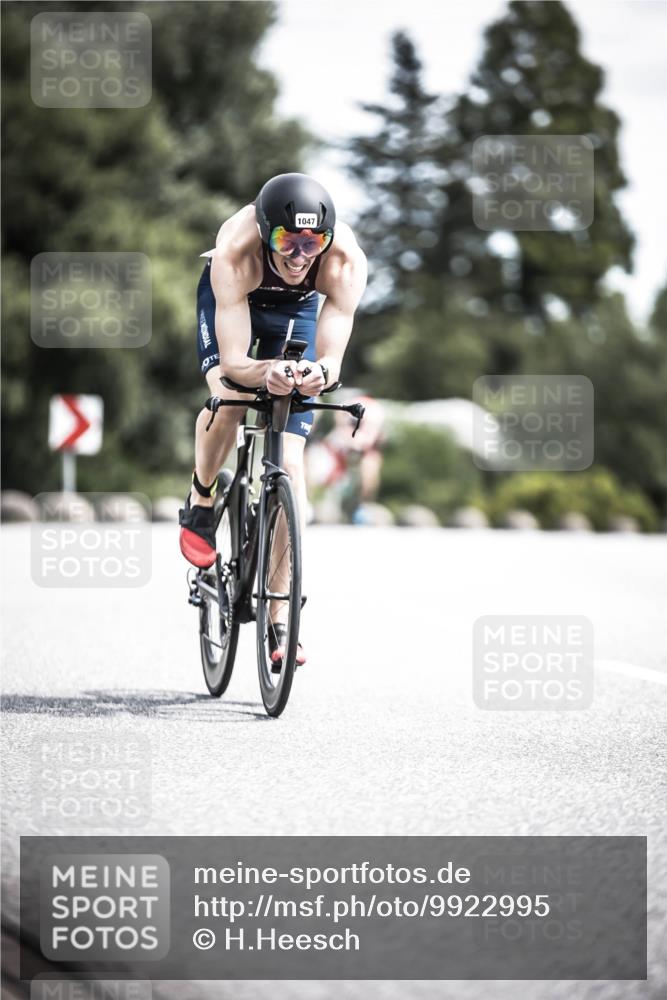 21.06.2026 - 29. Vierlanden-Triathlon H.Heesch http://msf.ph/oto/9922995 21.06.2026 13:02:08 Radfahren 1047 meine-sportfotos.de