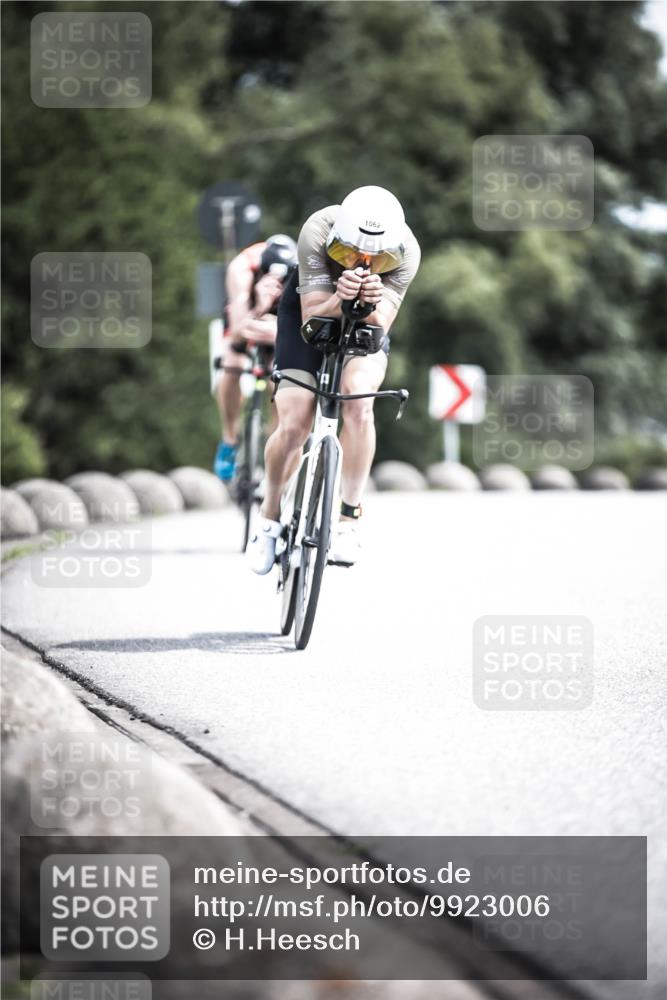 21.06.2026 - 29. Vierlanden-Triathlon H.Heesch http://msf.ph/oto/9923006 21.06.2026 13:02:11 Radfahren 1062 meine-sportfotos.de