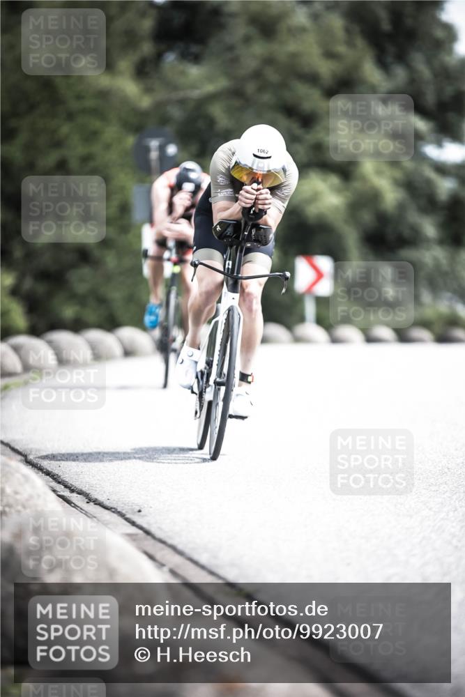 21.06.2026 - 29. Vierlanden-Triathlon H.Heesch http://msf.ph/oto/9923007 21.06.2026 13:02:11 Radfahren 1062 meine-sportfotos.de
