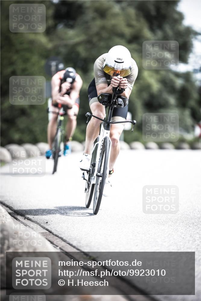 21.06.2026 - 29. Vierlanden-Triathlon H.Heesch http://msf.ph/oto/9923010 21.06.2026 13:02:11 Radfahren 1062 meine-sportfotos.de