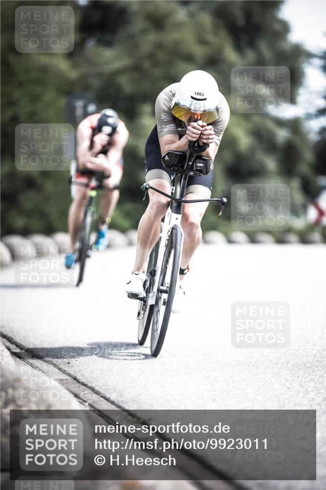 21.06.2026 - 29. Vierlanden-Triathlon H.Heesch http://msf.ph/oto/9923011 21.06.2026 13:02:11 Radfahren 1062 meine-sportfotos.de