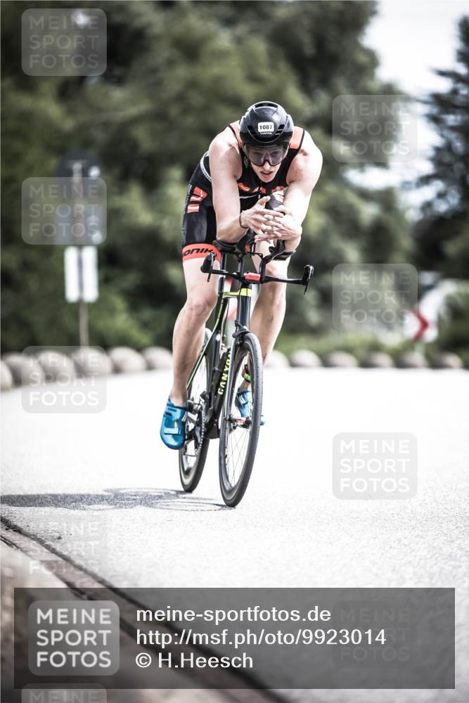 21.06.2026 - 29. Vierlanden-Triathlon H.Heesch http://msf.ph/oto/9923014 21.06.2026 13:02:12 Radfahren 1087 meine-sportfotos.de
