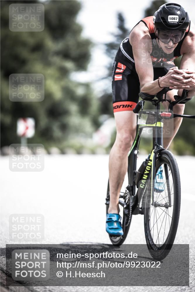 21.06.2026 - 29. Vierlanden-Triathlon H.Heesch http://msf.ph/oto/9923022 21.06.2026 13:02:13 Radfahren 1087 meine-sportfotos.de