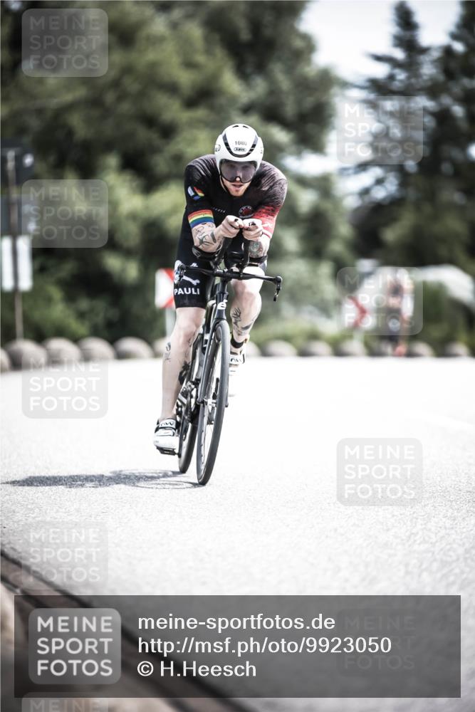 21.06.2026 - 29. Vierlanden-Triathlon H.Heesch http://msf.ph/oto/9923050 21.06.2026 13:02:20 Radfahren 1080 meine-sportfotos.de