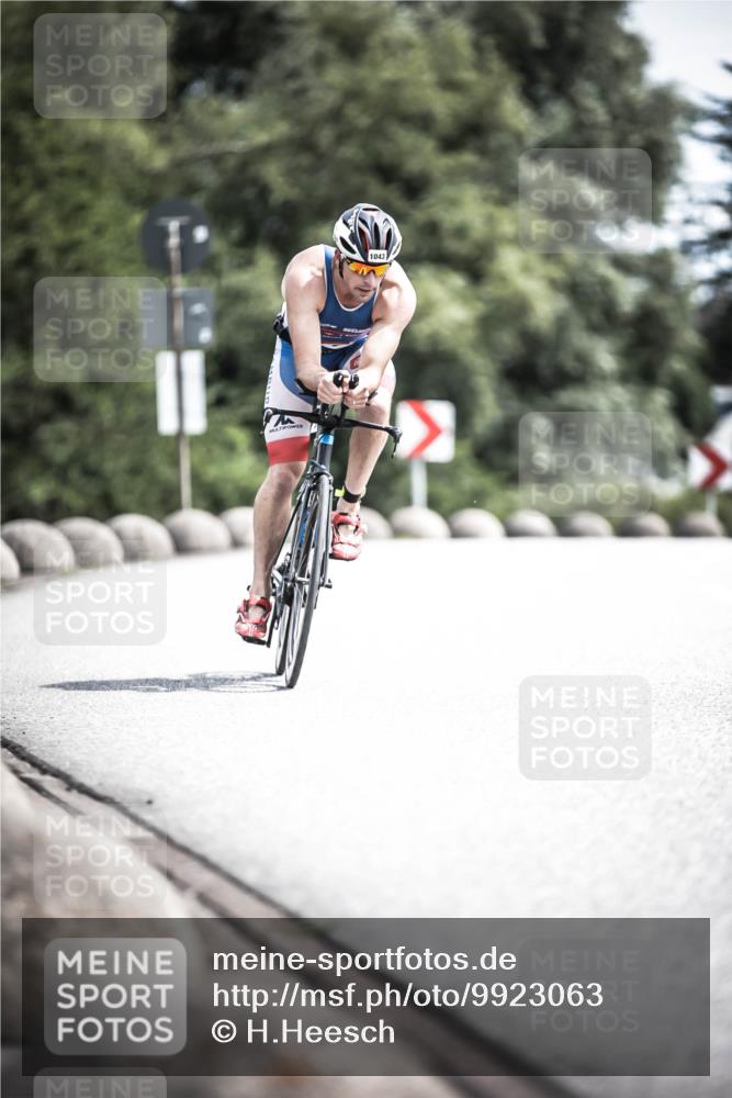 21.06.2026 - 29. Vierlanden-Triathlon H.Heesch http://msf.ph/oto/9923063 21.06.2026 13:02:25 Radfahren 11, 1043 meine-sportfotos.de