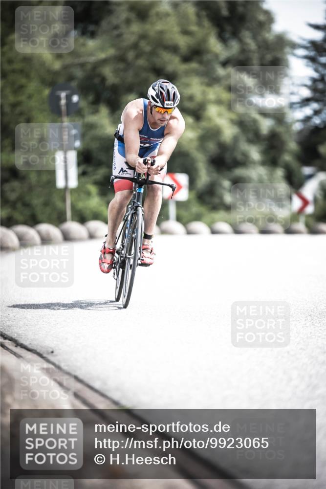 21.06.2026 - 29. Vierlanden-Triathlon H.Heesch http://msf.ph/oto/9923065 21.06.2026 13:02:25 Radfahren 11, 1043 meine-sportfotos.de