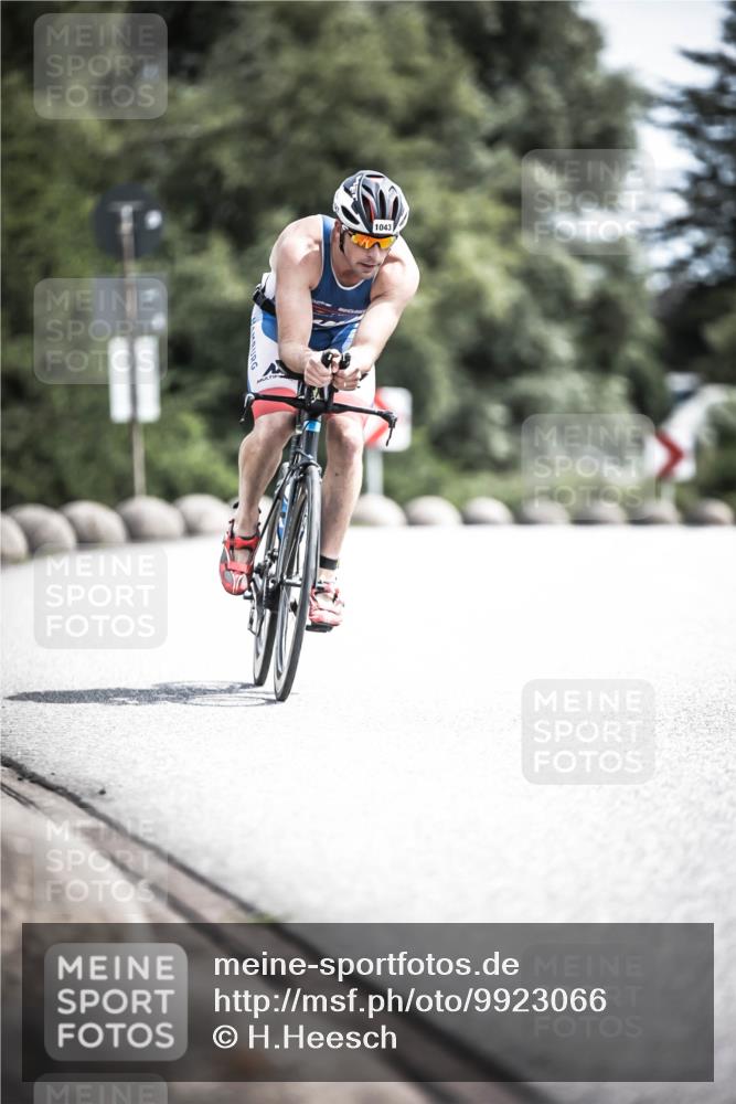 21.06.2026 - 29. Vierlanden-Triathlon H.Heesch http://msf.ph/oto/9923066 21.06.2026 13:02:25 Radfahren 1043 meine-sportfotos.de