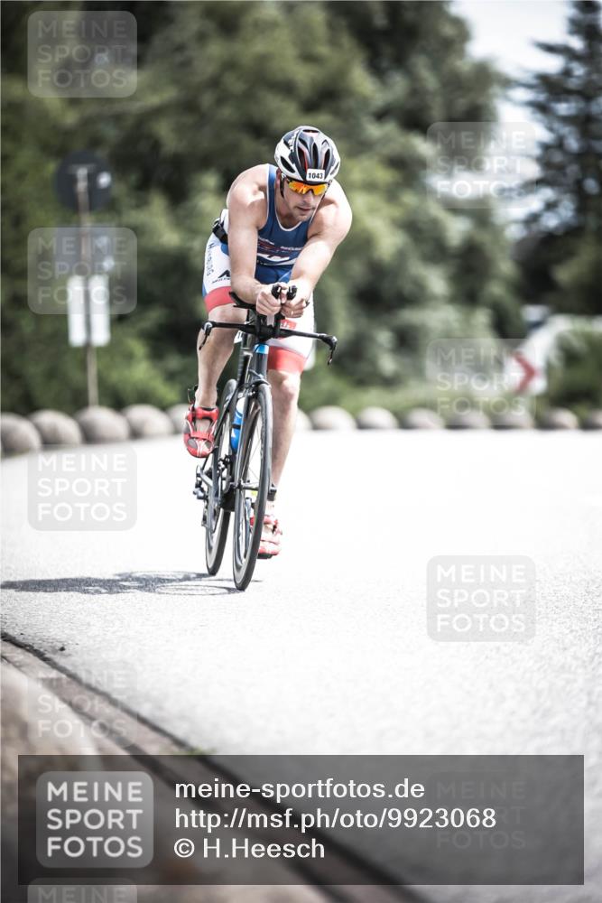 21.06.2026 - 29. Vierlanden-Triathlon H.Heesch http://msf.ph/oto/9923068 21.06.2026 13:02:25 Radfahren 1043 meine-sportfotos.de